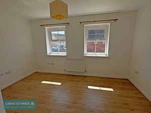 Bedroom- click for photo gallery